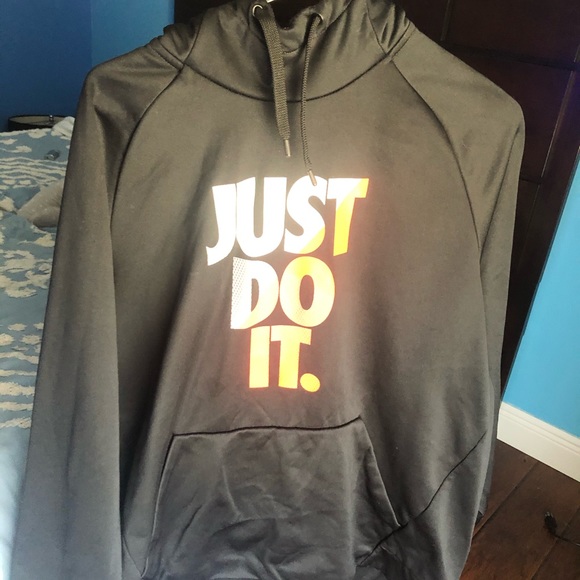 XL Nike Dri-Fit hoodie - Picture 3 of 8